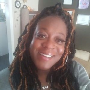 Meet your Posher, Natishia